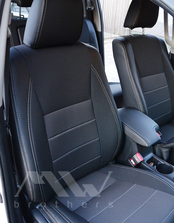 Set coprisedili su misura per Toyota Hilux 8 (2015+)